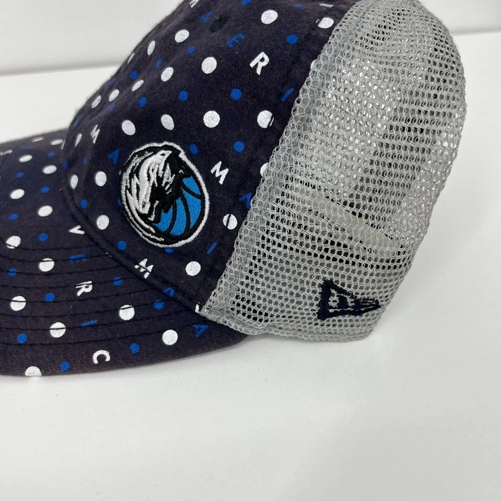 New Era Dallas Mavericks Womens Trucker Hat Navy Blue Polka Dot Adjustable NBA